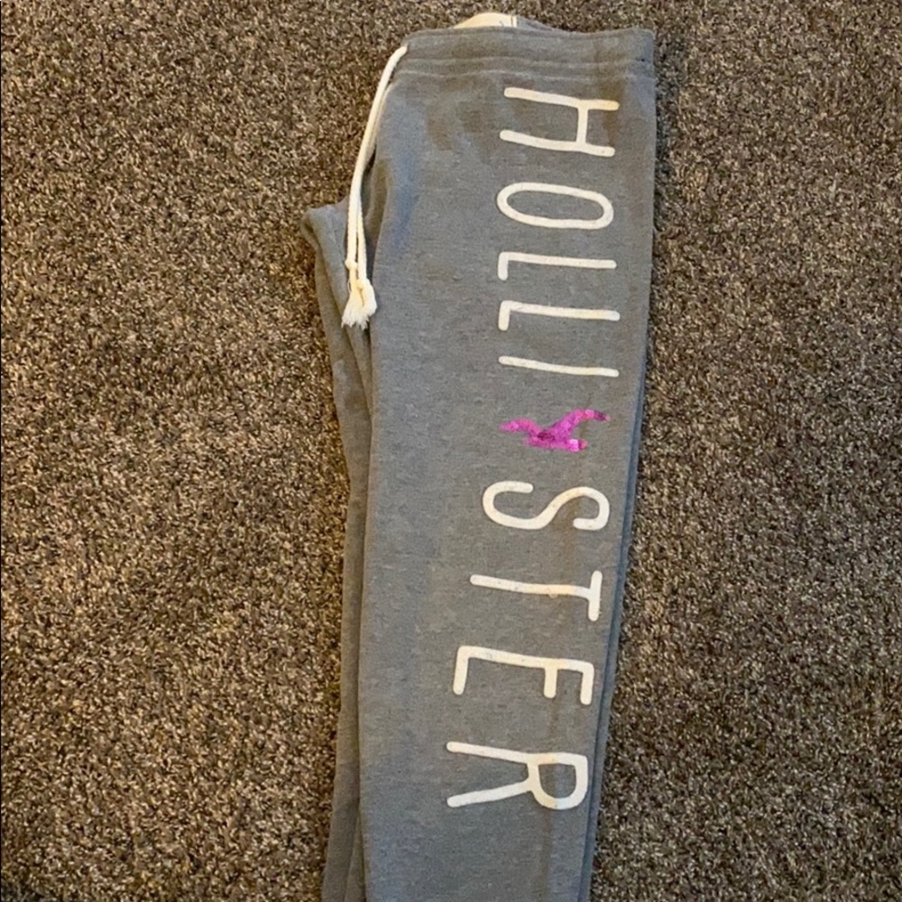 Women’s Hollister sweatpants
